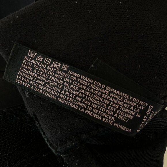 Victoria's Secret Body by Victoria Lined Demi Lacy Bra Black 34D - Picture 5 of 5